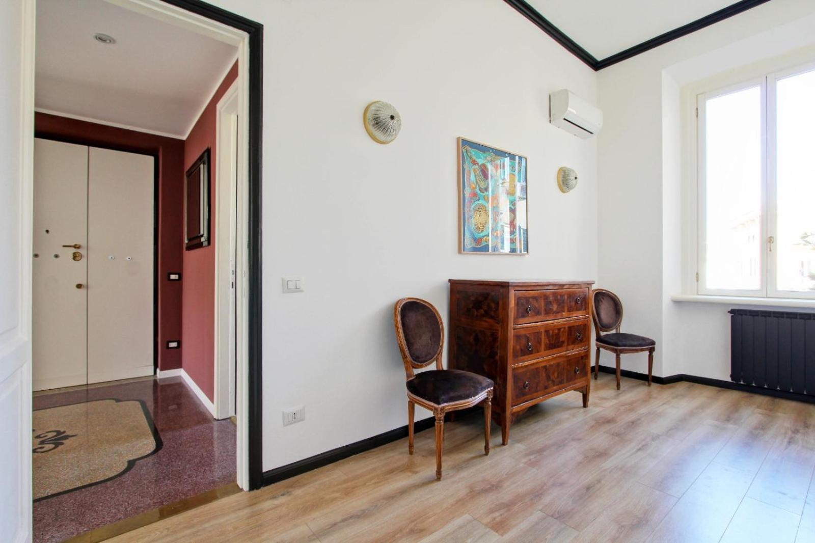Tibullo ,Classico Ed Elegante Appartamento Rome Bagian luar foto